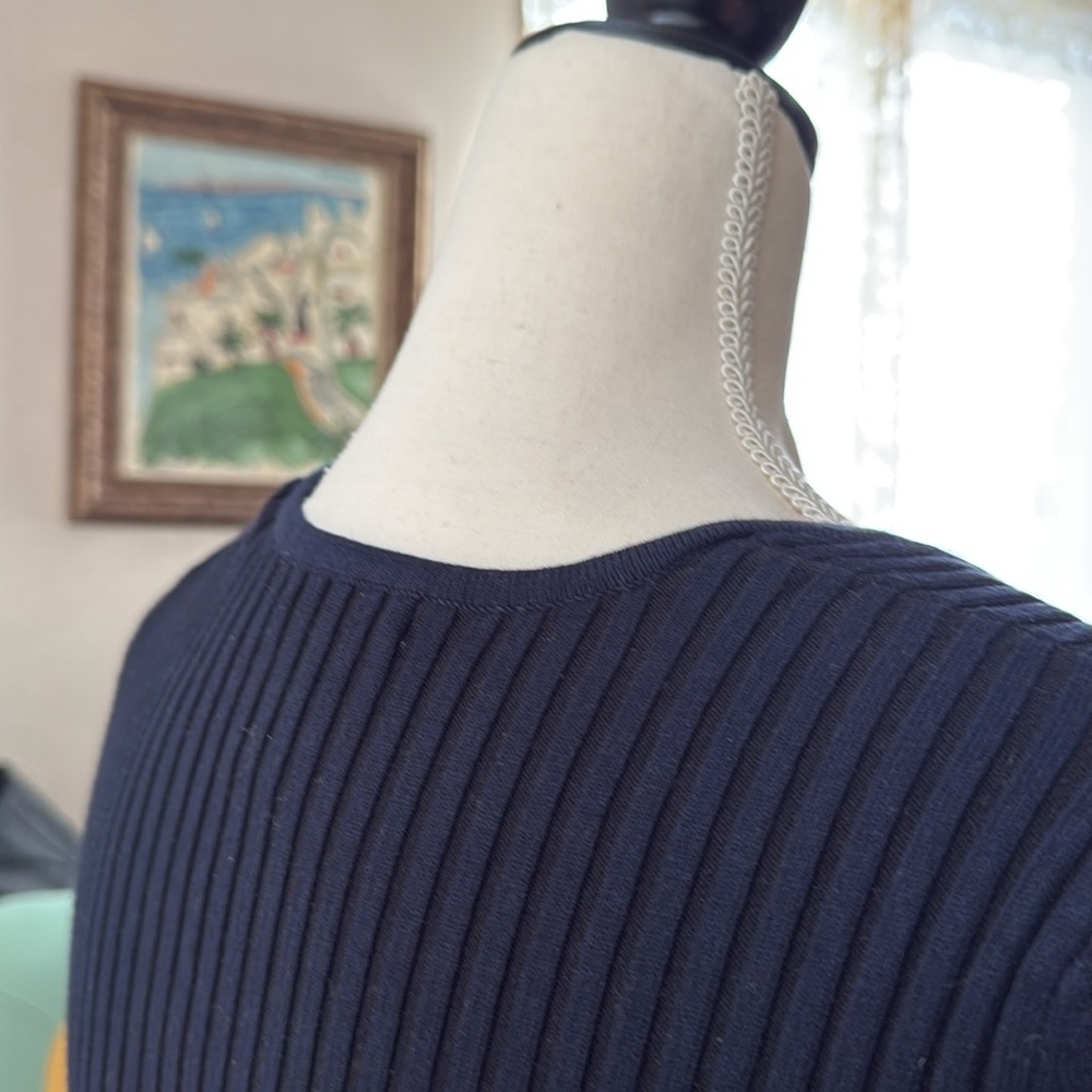 Dress - Picture 4 of 7